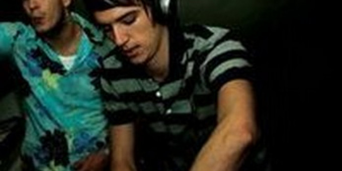 Roofterrace: Riwen, Plush & Sonashi