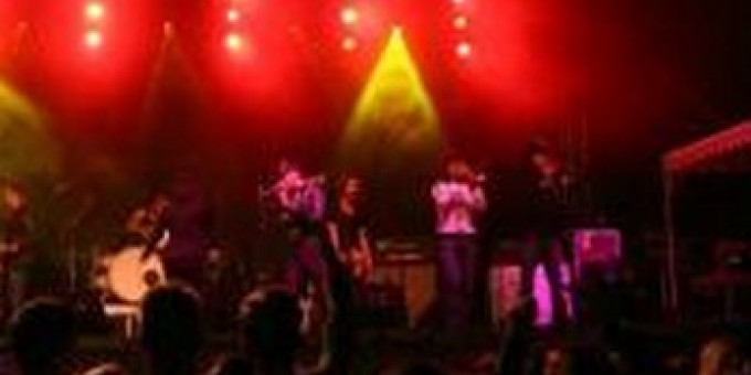 Irie Maffia, Tipanic (BigNHairy/A), ELO