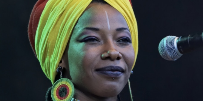 Folklore & theatre: Fatoumata Diawara