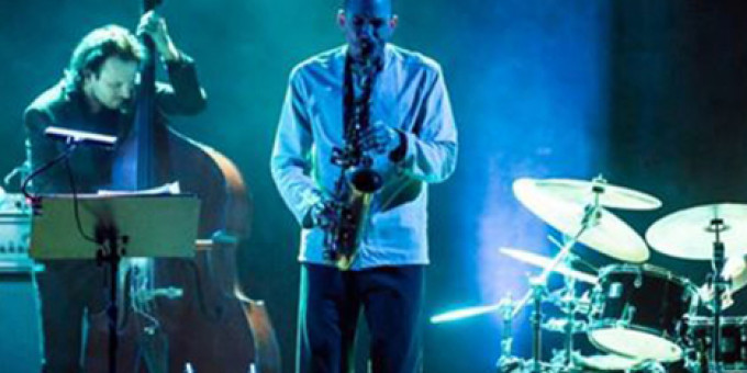 Jazz theatre: Tóth Viktor