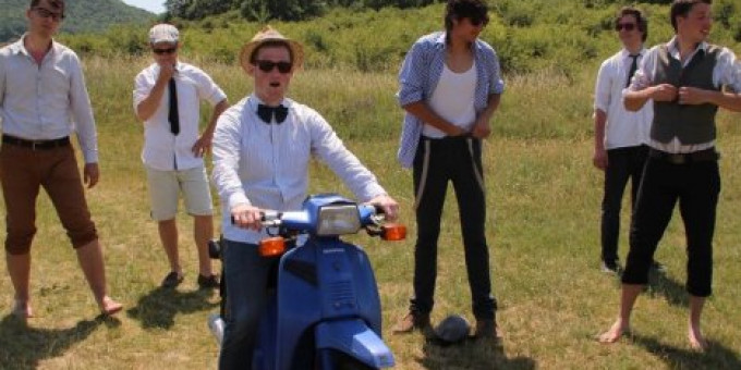 Meztelen Diplomaták + guest