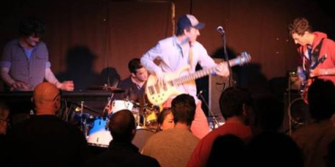 Ed Is On - Volume Under Kontroll EP release