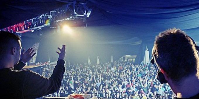 Insideinfo (UK)A-Cray (CZ), Mindscape, Chris.SU, Raise Spirit, Ian Autorun