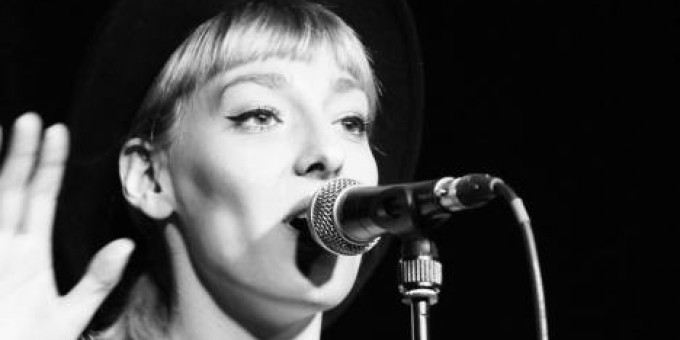 YOULI - Horányi Juli