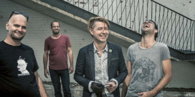 30Y, Óriás, Mongooz & the Magnet