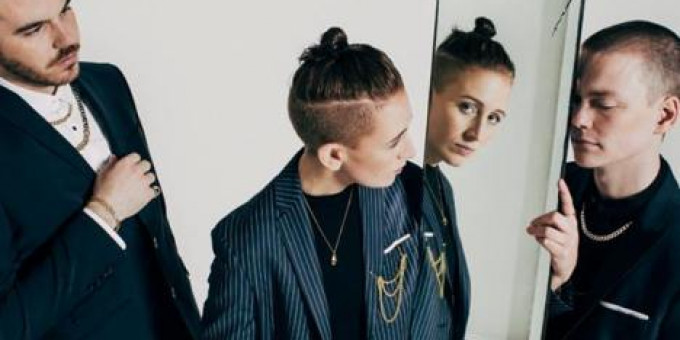 Pesti Estek: Vök (IS), Tape Delay